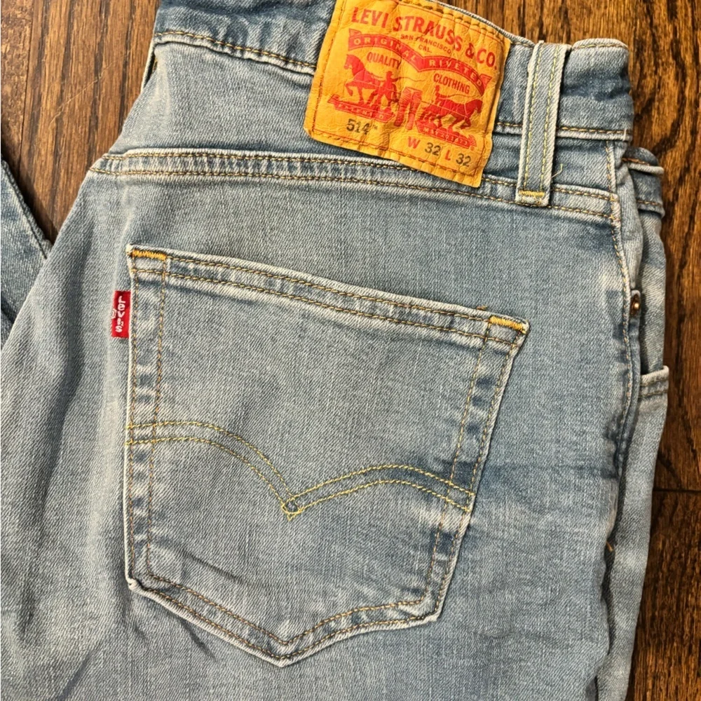 Levi's Classic 514 Straight Fit | Blue Jeans 32x32